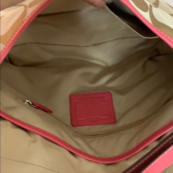 COACH PURSE - Picture 4 of 6